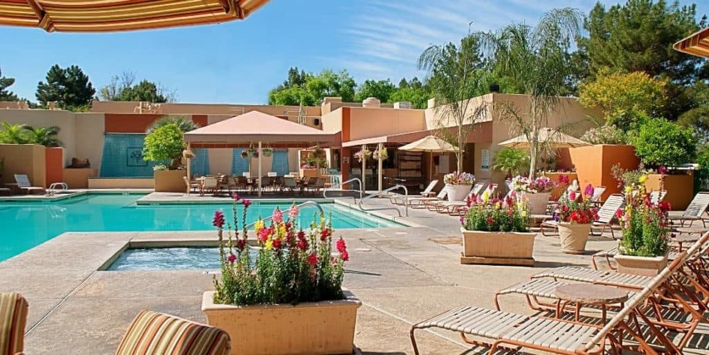 Scottsdale_Resort_pool-spa