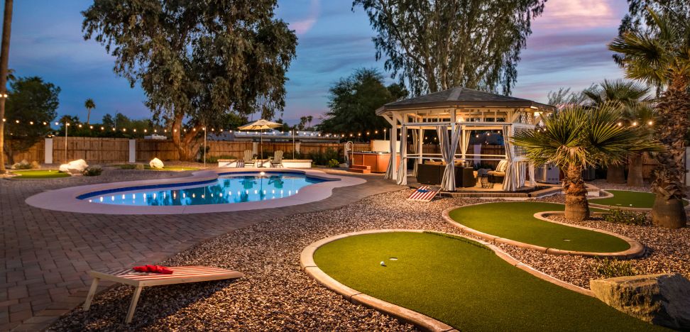 vacation rental with pool and golf in Scottsdale